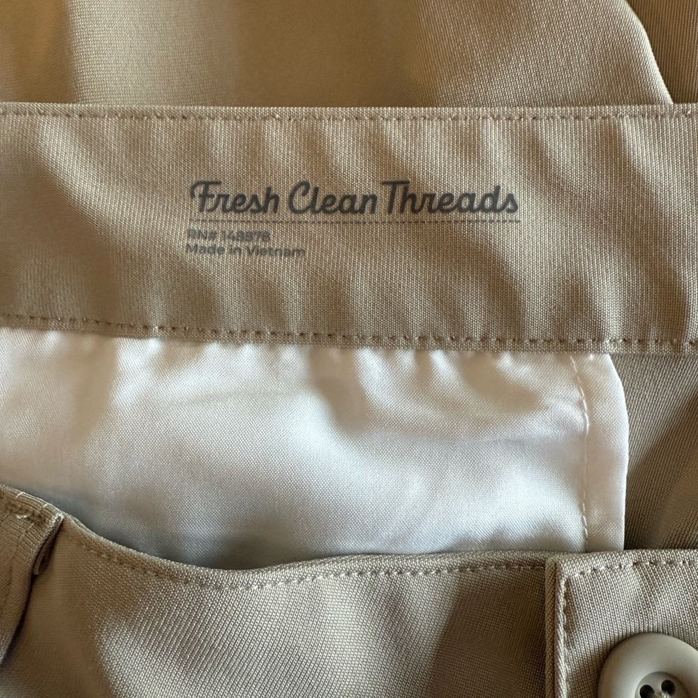 Fresh Clean Threads Men's Khakis - Picture 4 of 4